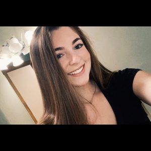 Meet your Posher, Abby